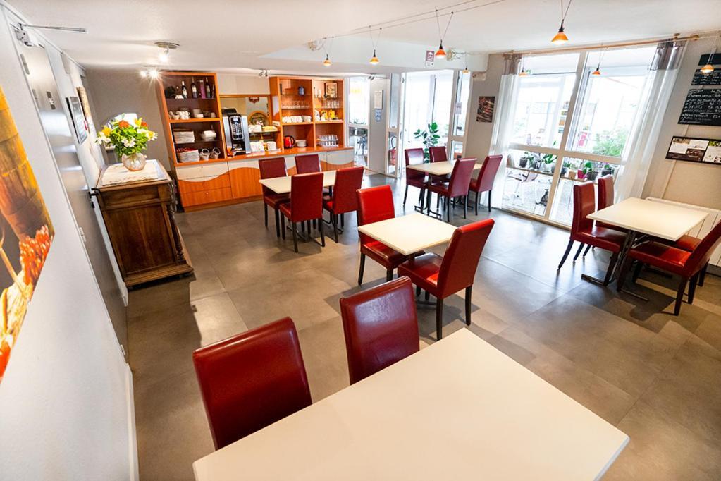 Logis Hotel- Hotel Restaurant Le Rialto Le Sequestre Exteriér fotografie