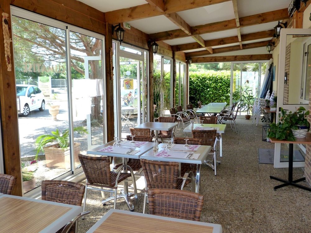 Logis Hotel- Hotel Restaurant Le Rialto Le Sequestre Exteriér fotografie