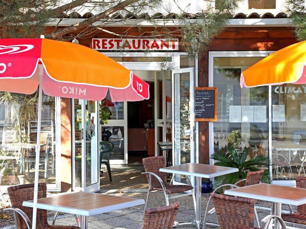 Logis Hotel- Hotel Restaurant Le Rialto Le Sequestre Exteriér fotografie
